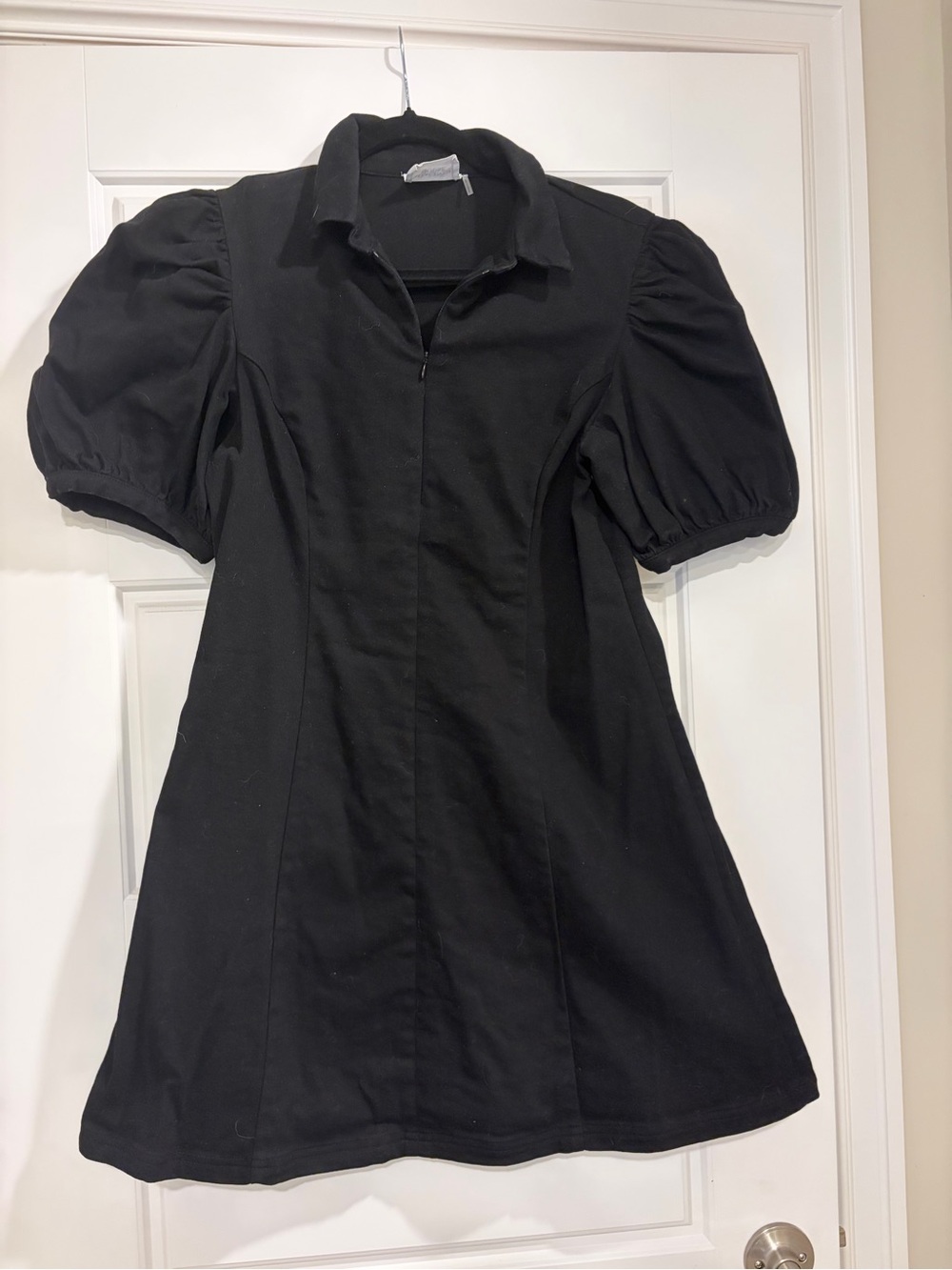 Hyacinth House Black Puff-Sleeve A-Line Dress - Women Large